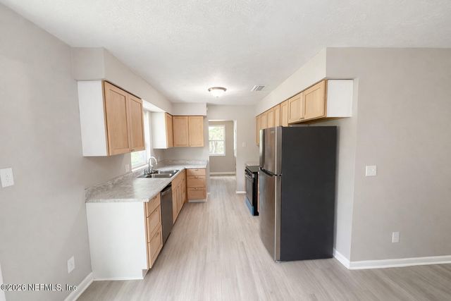 8265 COLVILLE Street, Jacksonville, FL 32220