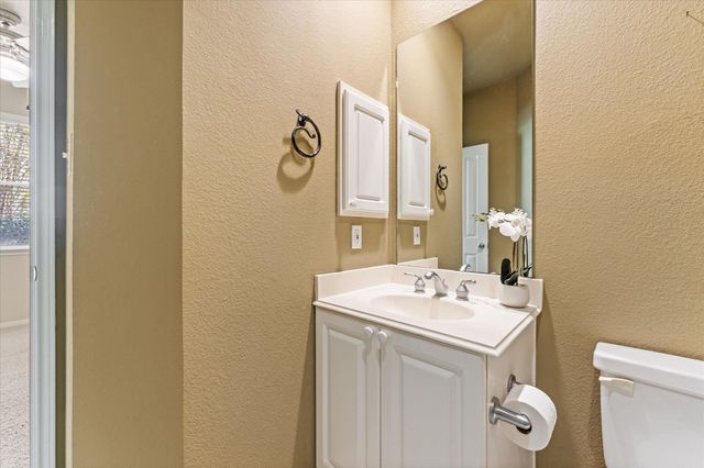 10 Seneca Place, The Woodlands, TX 77382