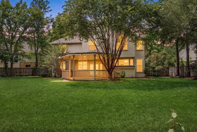 10 Seneca Place, The Woodlands, TX 77382