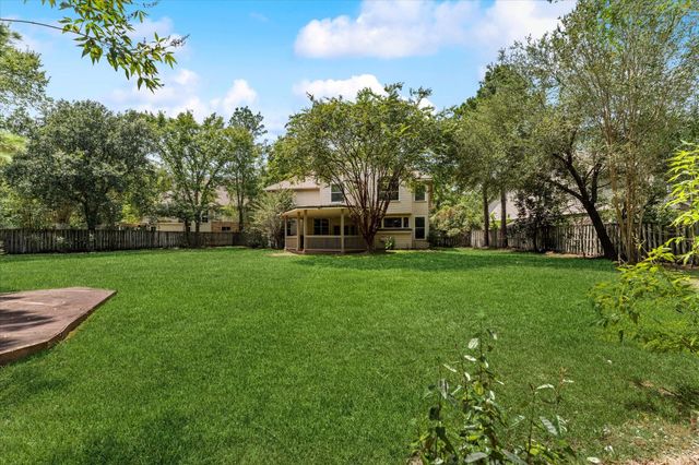 10 Seneca Place, The Woodlands, TX 77382