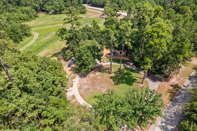 10 Seneca Place, The Woodlands, TX 77382
