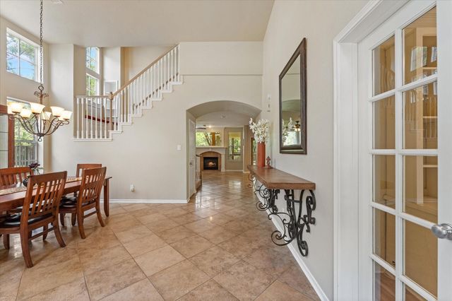 10 Seneca Place, The Woodlands, TX 77382