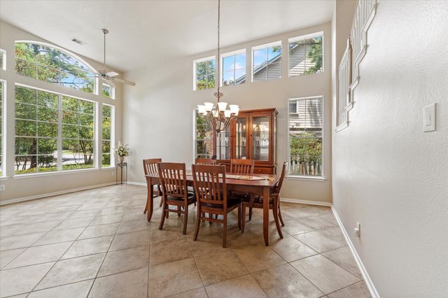 10 Seneca Place, The Woodlands, TX 77382