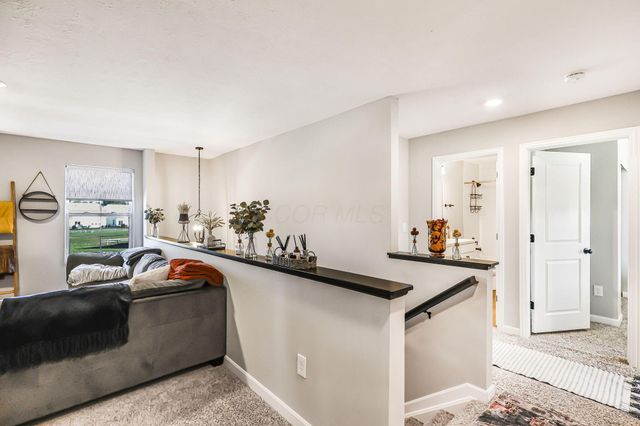 2725 Carmie Drive, Blacklick, OH 43004