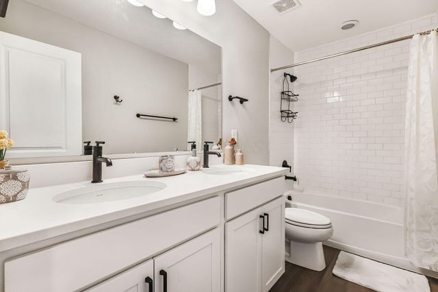 2725 Carmie Drive, Blacklick, OH 43004