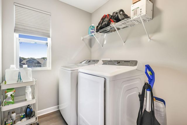 2725 Carmie Drive, Blacklick, OH 43004