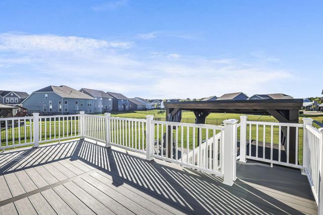 2725 Carmie Drive, Blacklick, OH 43004