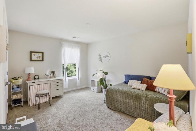113 DIVOT CT, Front Royal, VA 22630