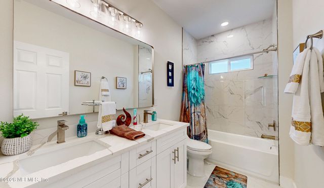 12737 OLD ST AUGUSTINE Road, Jacksonville, FL 32258