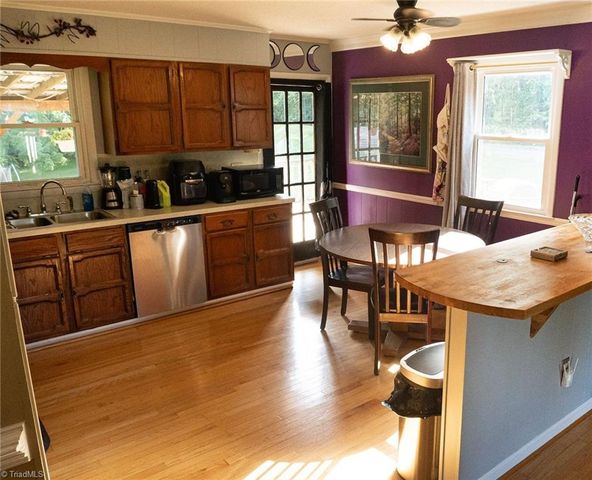 1744 R Chipman Drive, Yadkinville, NC 27055