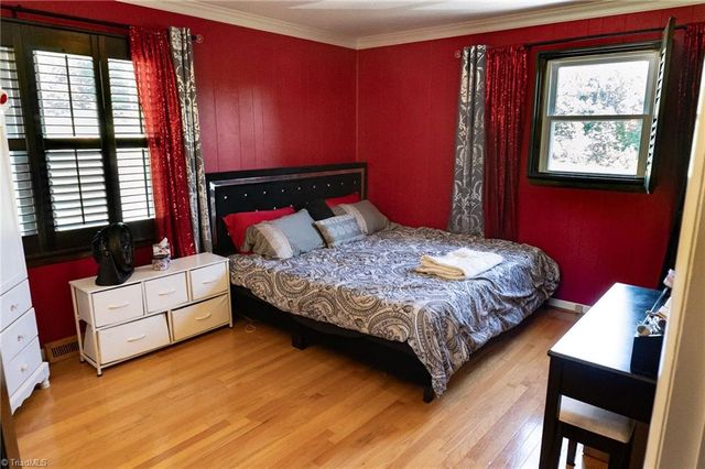 1744 R Chipman Drive, Yadkinville, NC 27055