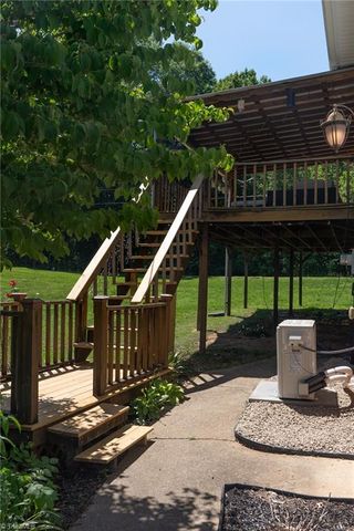 1744 R Chipman Drive, Yadkinville, NC 27055