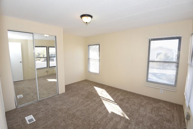 1048 Maverick Lane SE, Albuquerque, NM 87123