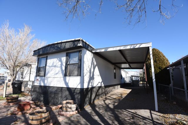 1048 Maverick Lane SE, Albuquerque, NM 87123