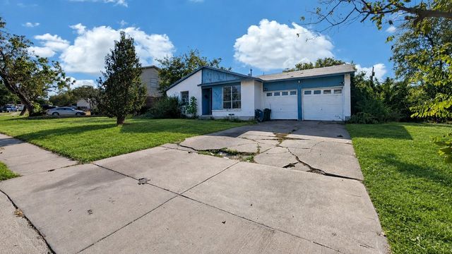 1923 Spiceberry Lane, Mesquite, TX 75149