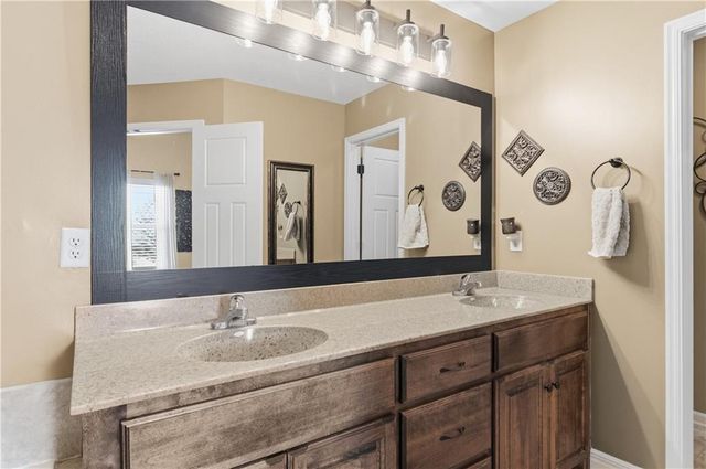 4911 141st Terrace, Basehor, KS 66007