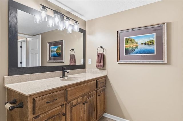 4911 141st Terrace, Basehor, KS 66007