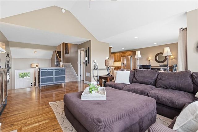4911 141st Terrace, Basehor, KS 66007