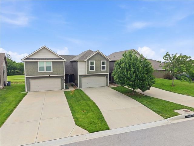 4911 141st Terrace, Basehor, KS 66007