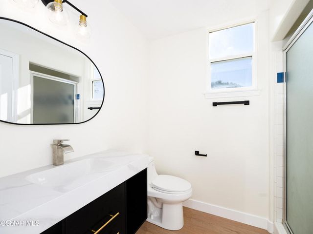 185 Laurel Wood Court, Simi Valley, CA 93065