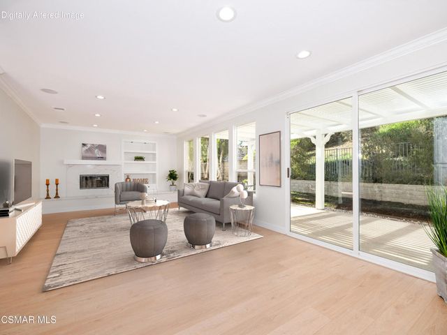 185 Laurel Wood Court, Simi Valley, CA 93065