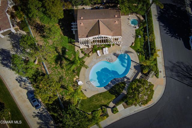 185 Laurel Wood Court, Simi Valley, CA 93065