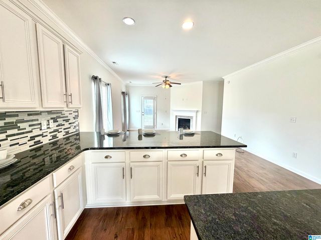 6563 NEWBRIDGE DRIVE, Bessemer, AL 35022