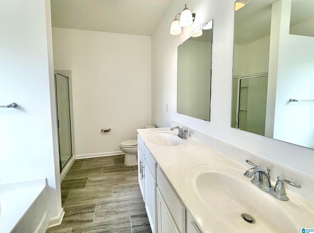 6563 NEWBRIDGE DRIVE, Bessemer, AL 35022