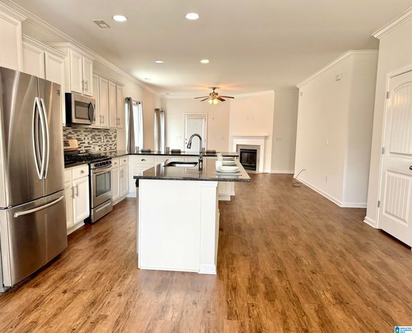 6563 NEWBRIDGE DRIVE, Bessemer, AL 35022