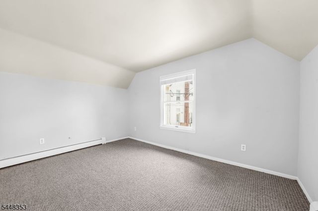 33 Asbury Pl, Parsippany-troy Hills Twp., NJ 07878