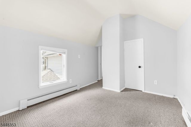 33 Asbury Pl, Parsippany-troy Hills Twp., NJ 07878