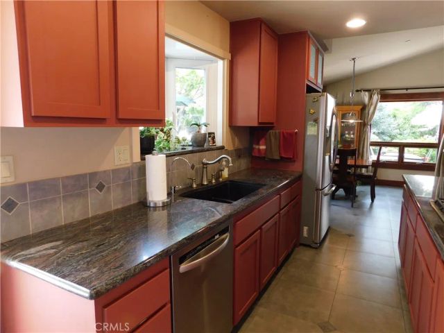 36976 SYCAMORE Drive, Mountain Home Village, CA 92359