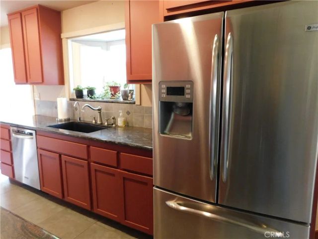 36976 SYCAMORE Drive, Mountain Home Village, CA 92359