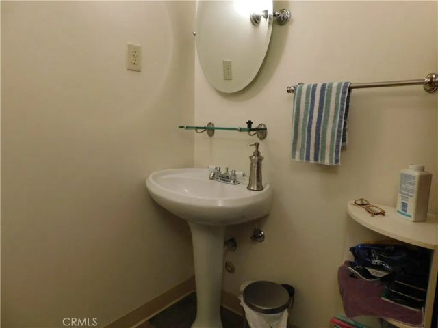 36976 SYCAMORE Drive, Mountain Home Village, CA 92359