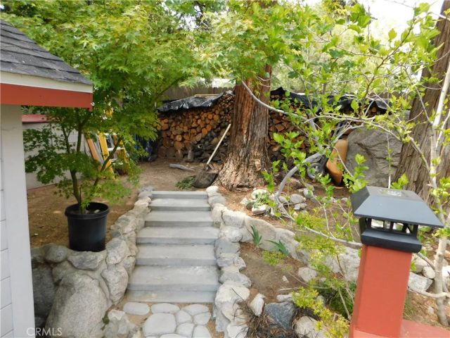 36976 SYCAMORE Drive, Mountain Home Village, CA 92359