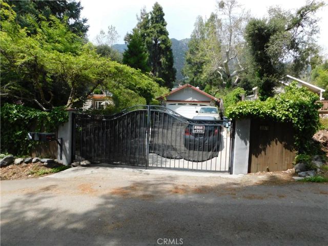 36976 SYCAMORE Drive, Mountain Home Village, CA 92359