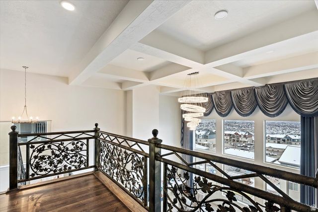 1013 W SEASONS VIEW CT, Lehi, UT 84043