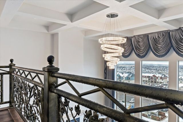 1013 W SEASONS VIEW CT, Lehi, UT 84043