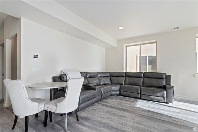 1013 W SEASONS VIEW CT, Lehi, UT 84043