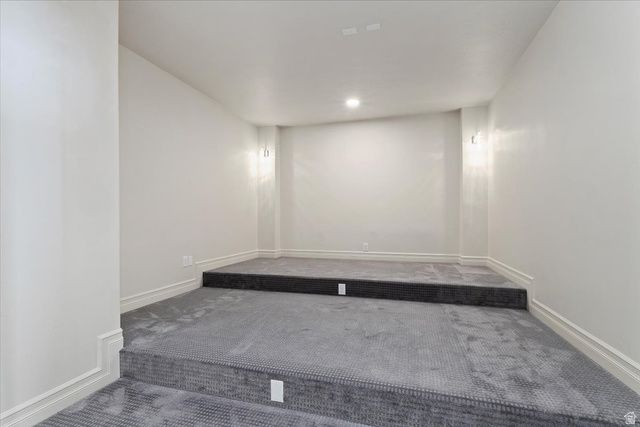 1013 W SEASONS VIEW CT, Lehi, UT 84043