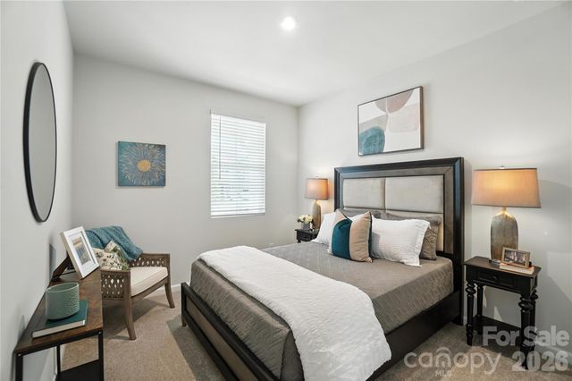 2712 Phoenix Court, Gastonia, NC 28052