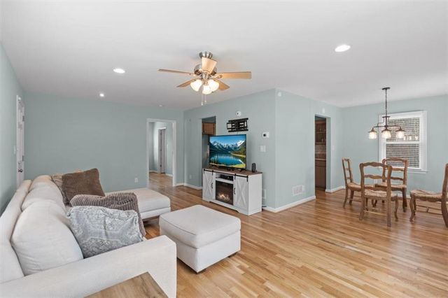 395 Heard Road, Canton, GA 30114