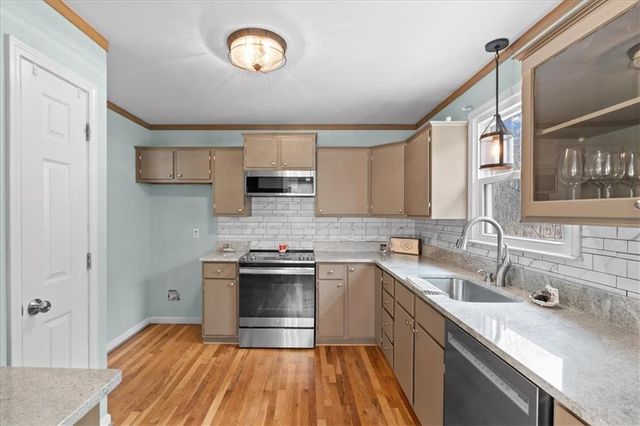 395 Heard Road, Canton, GA 30114