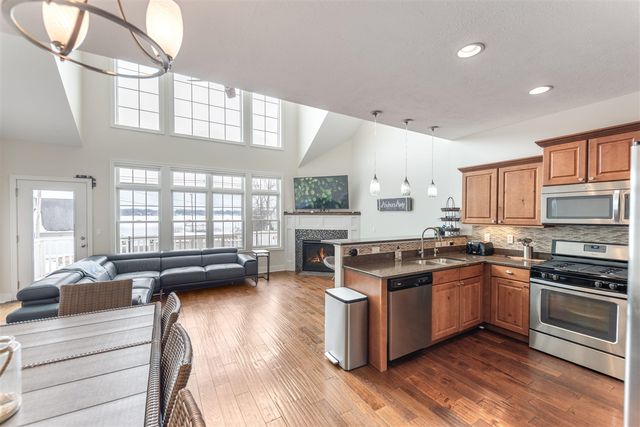 5540 Johnson Road 3, Coloma, MI 49038