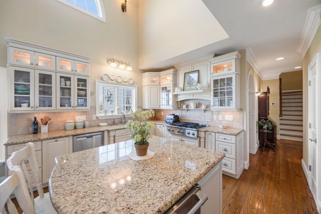 208 Craig Lane, Georgetown, KY 40324