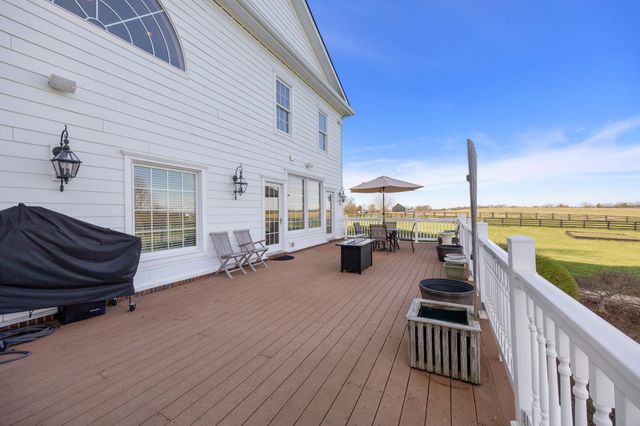 208 Craig Lane, Georgetown, KY 40324