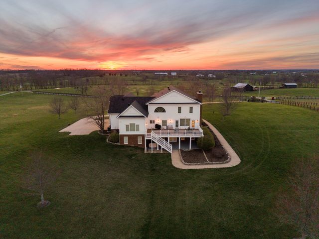 208 Craig Lane, Georgetown, KY 40324