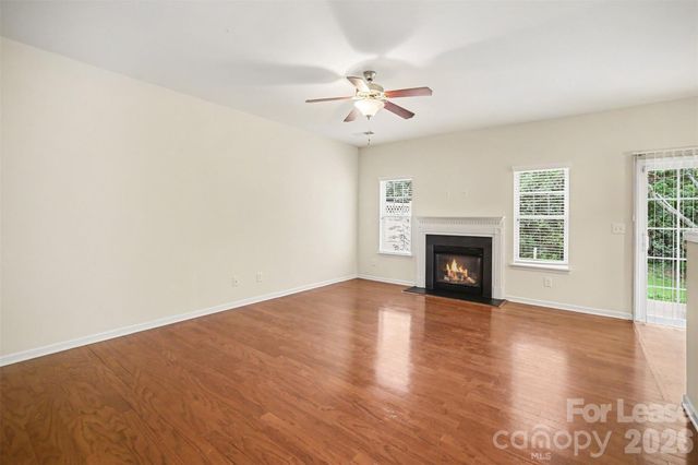 13809 Singleleaf Lane, Charlotte, NC 28278