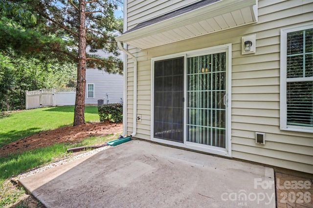 13809 Singleleaf Lane, Charlotte, NC 28278