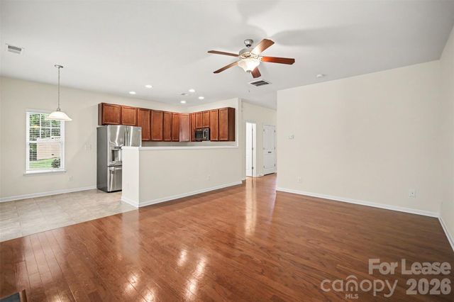 13809 Singleleaf Lane, Charlotte, NC 28278